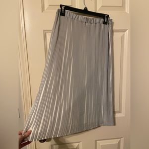 A-line pleated grey-blue and white skirt size S